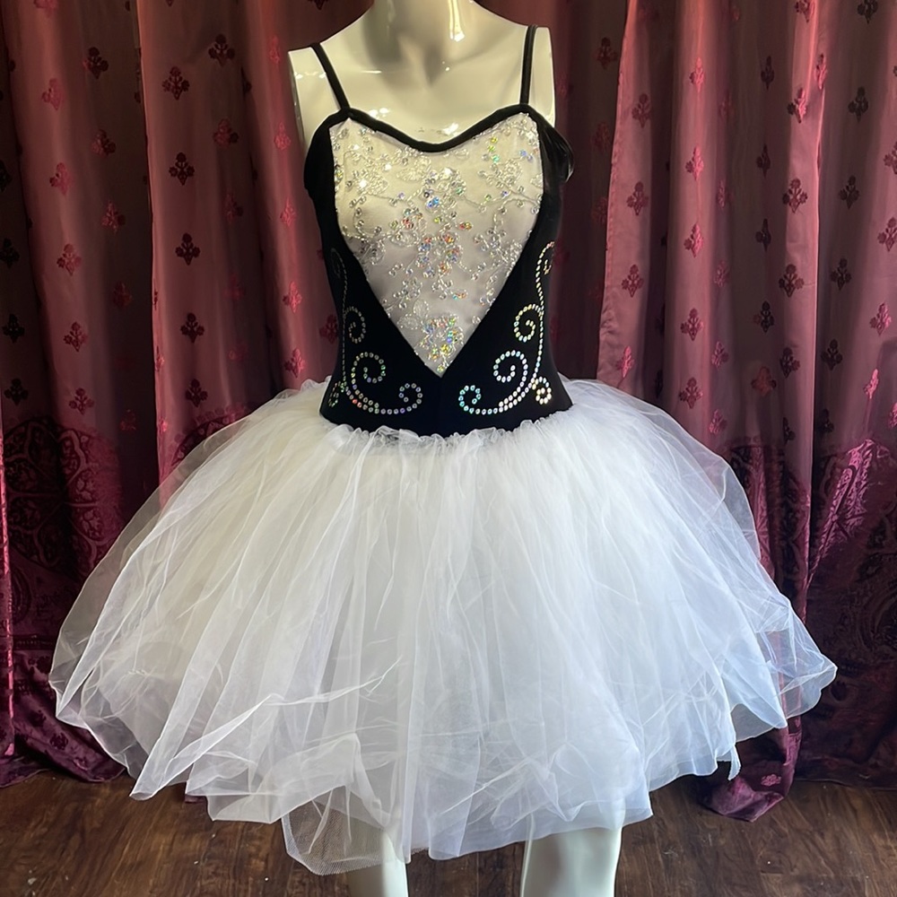 Curtain Call Black & White TuTu Dance Costume With Iridescent Sequins Size AME
